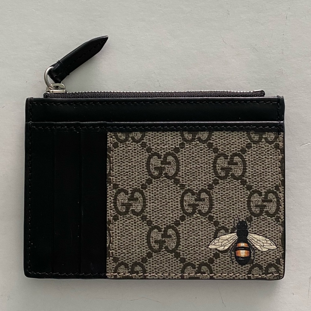 Gucci X Supreme Collab
LIMITED EDITION card case